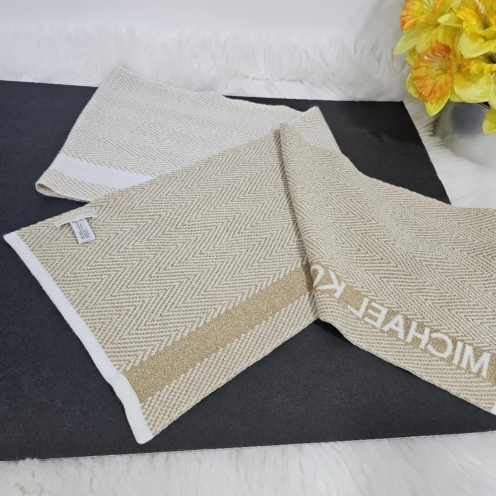 Michael Kors cream and gold scarf